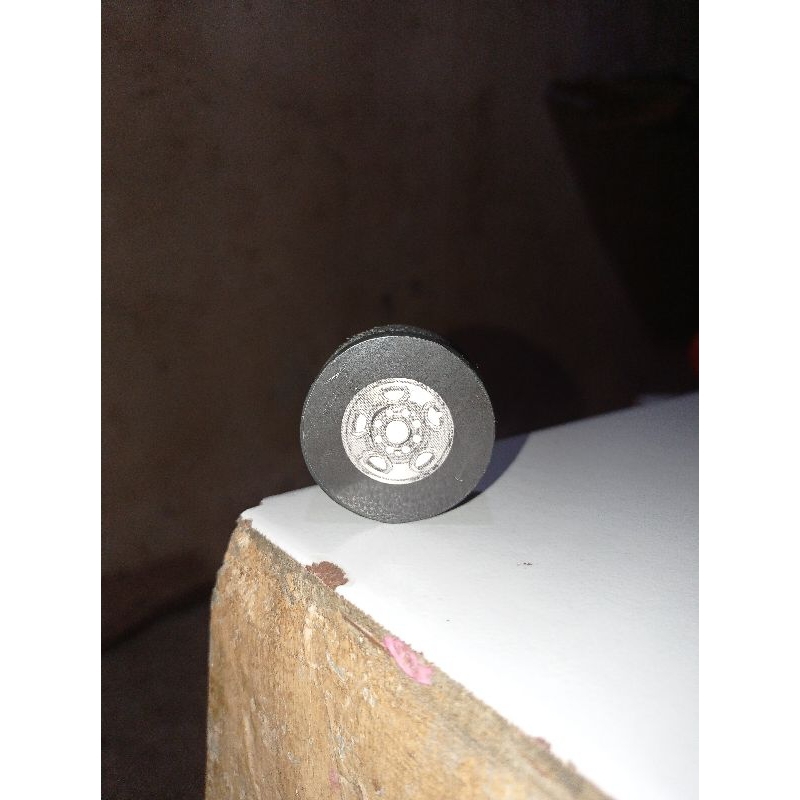 ban truk miniatur oleng karet kompayer