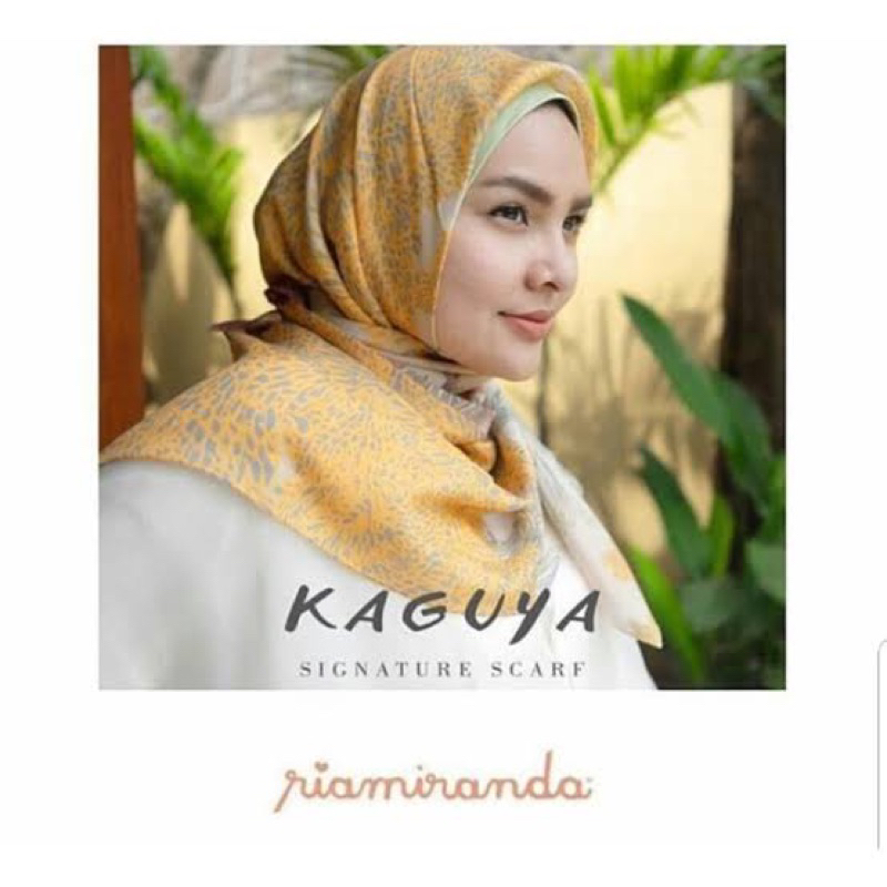 kaguya Scarf cream Riamiranda