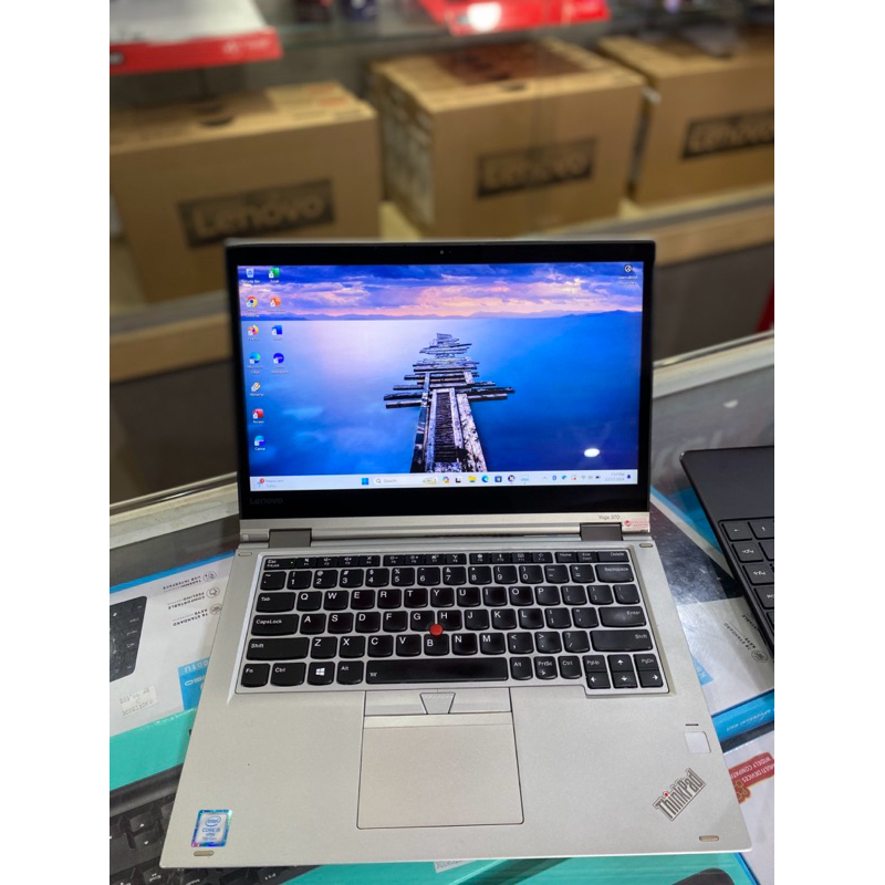Lenovo ThinkPad Yoga 370 Intel Core i5 gen 7
