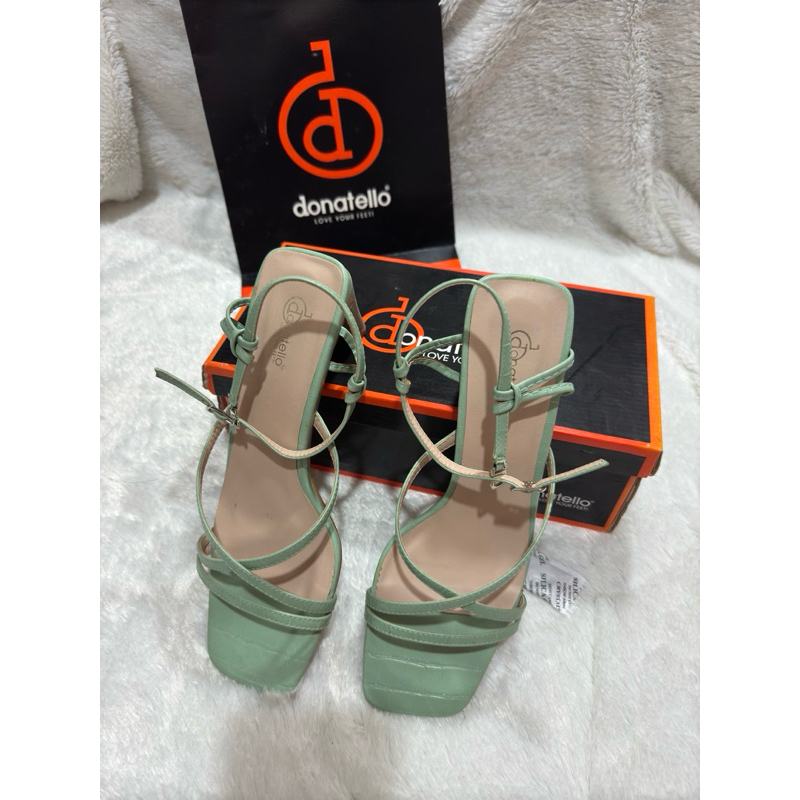 sepatu donatello / donatello heels / sepatu pesta donatello / sepatu formal wanita / sepatu heels wa