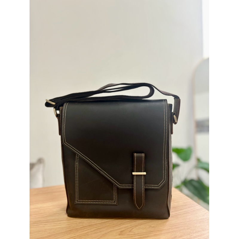 Tas Kulit Asli Crazy Horse