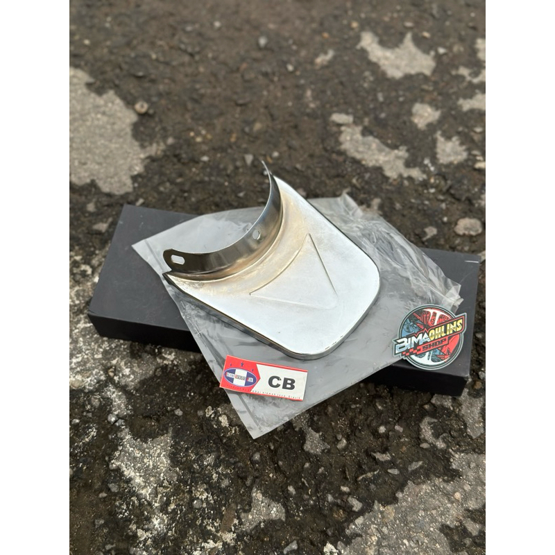 Kepetan Slebor Belakang CB100 CB125 Pres SHJ Teball Crom
