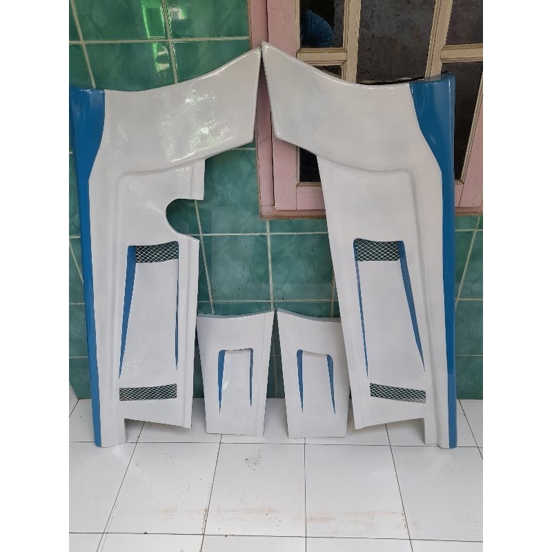 Prisaya Samping Tengah Futura pick up Dan T120 ss