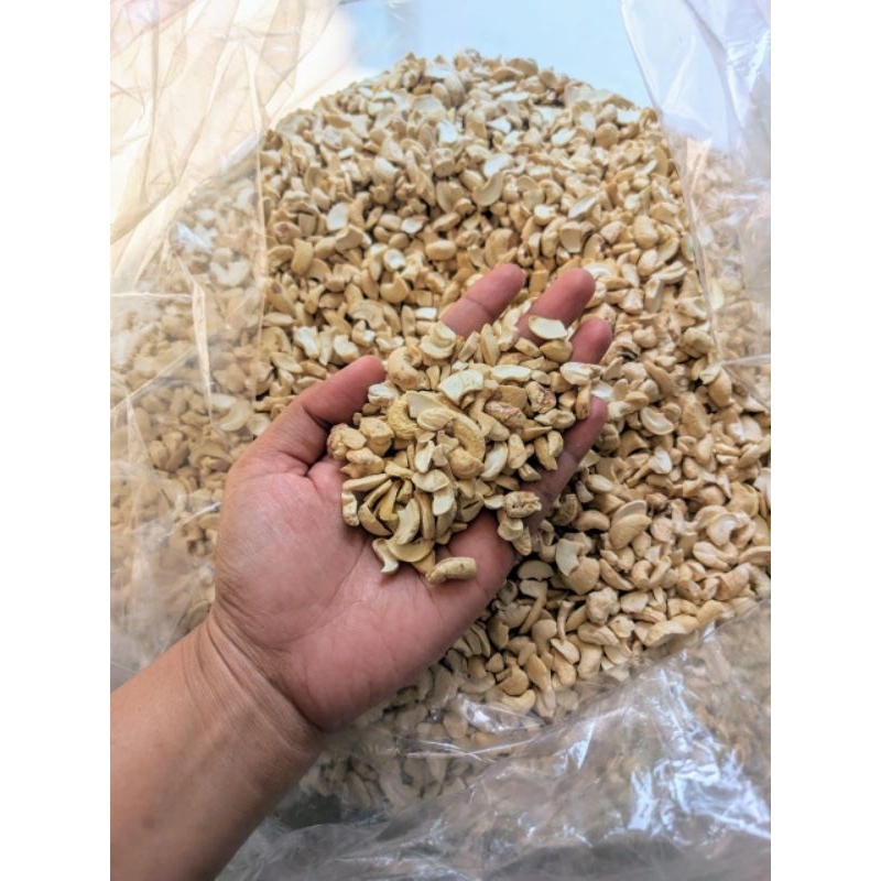 

Kacang Mede/Mentor/Ukir Remukan Kemasan 1 Kg