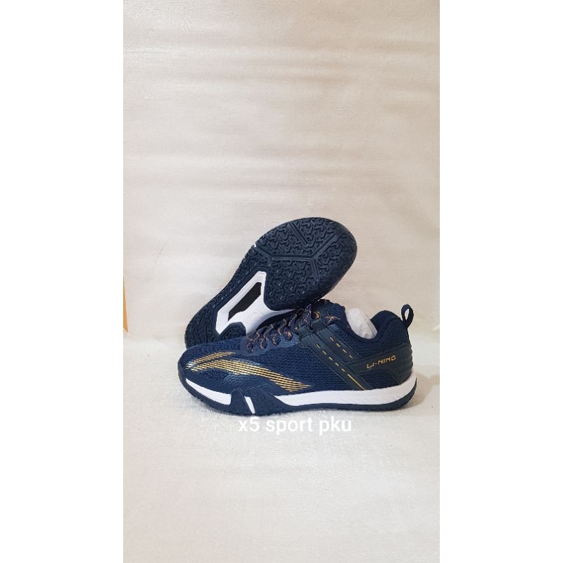 [x5 sport pku] Sepatu badminton Lining Saga Lite 8