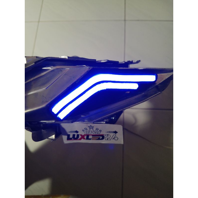 Variasi lampu sein belakang beat esp warna biru