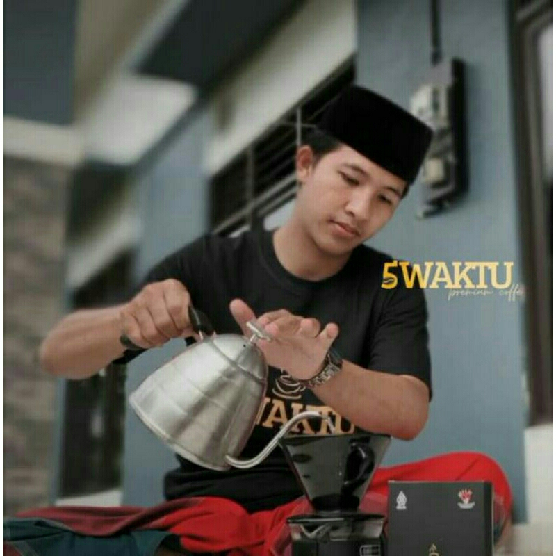 

KOPI SEHAT 5WAKTU 1 BOX ISI 100 GRAM ORIGINAL ARABICA BIJI KOPI ASLI GUNUNG HALU