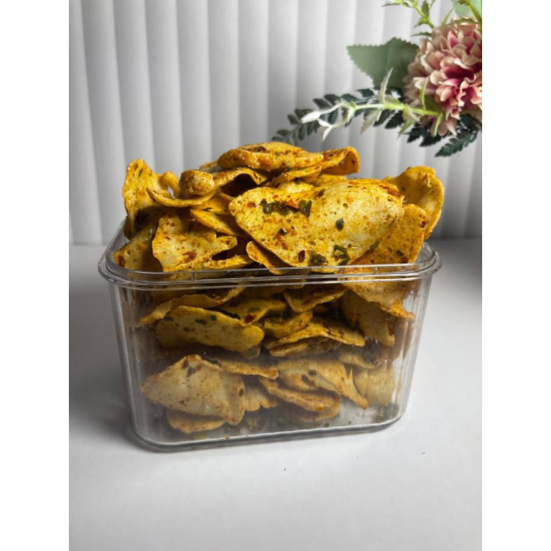 

Cemilan Basreng Daun Jeruk Pedas Gurih Renyah