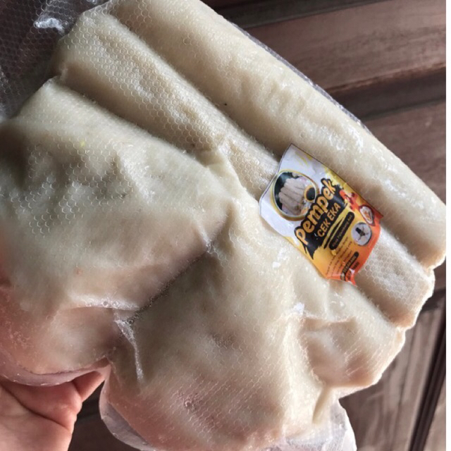 

PROMO AKHIR TAHUN‼️PEMPEK PAKET MIX RASA OTENTIK ASLI PALEMBANG