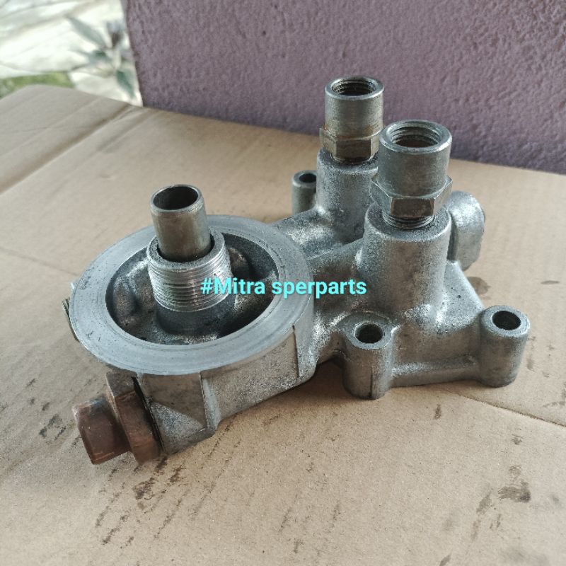 Bracket filter oli dudukan filter oli mesin L300 diesel copotan orisinil