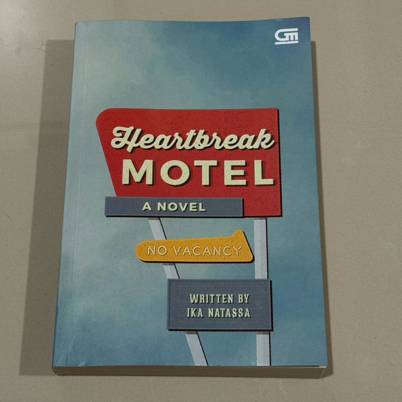 [ORI preloved] Heartbreak Motel Novel Ika Natassa