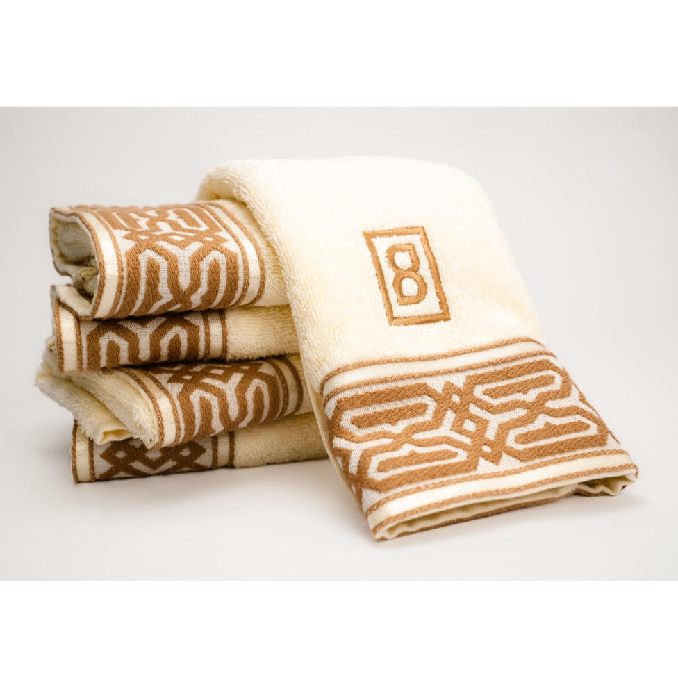 Dee Souven Bath Amenities Hand Towel (No Custom)