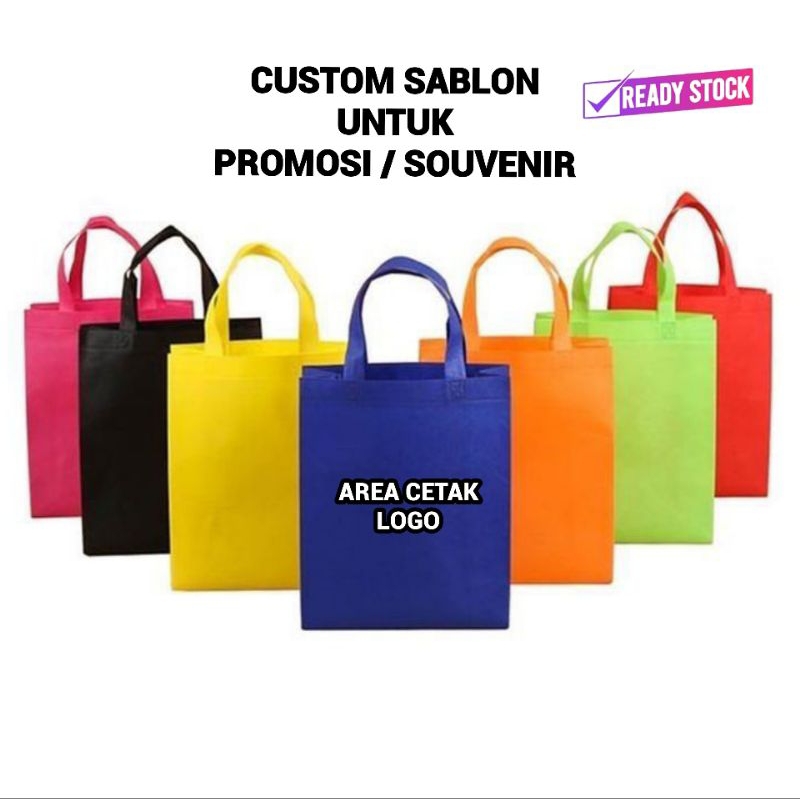 

GOODIE BAG 25 X 35 SPUNBOND KAIN TAS HANDLE POLOS - Tosca / Custom Design Suka Suka