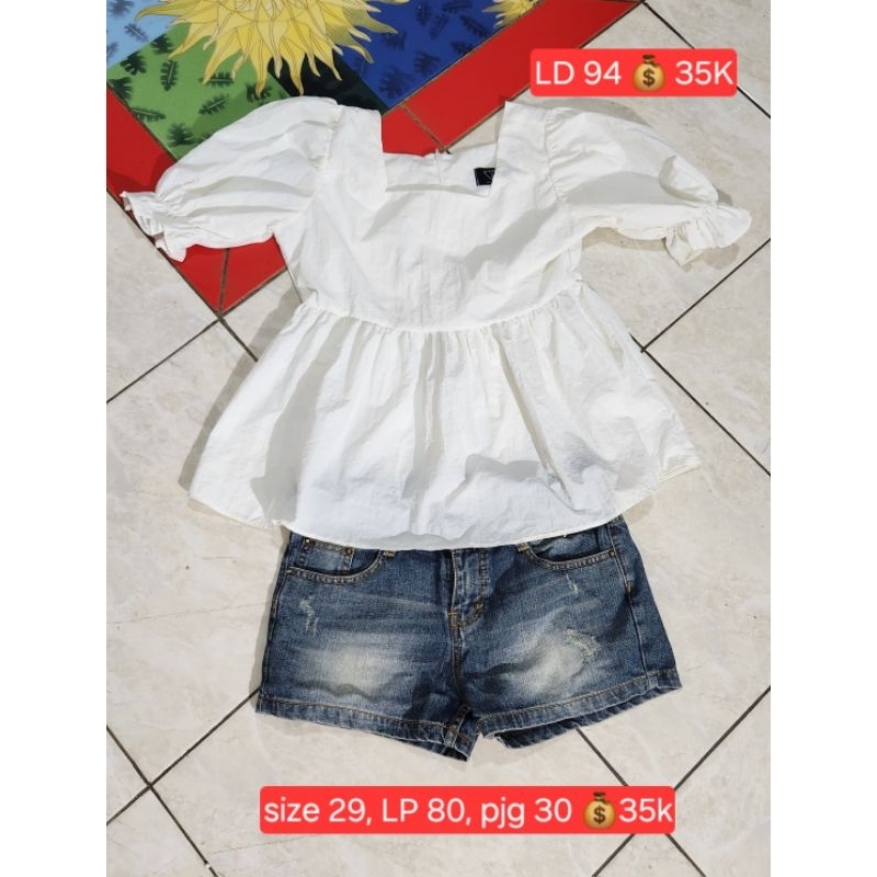 Blouse Putih & Celana Pendek jeans wanita