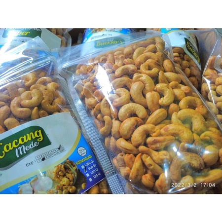 

KACANG METE SUPER/MEDE SUPER/MENTE SUPER 500 GRAM