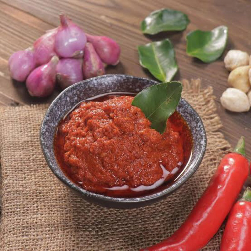 

Bumbu Dasar Merah Maknyus Dibuat dari rempah pilihan, tanpa pengawet, cocok untuk segala masakan