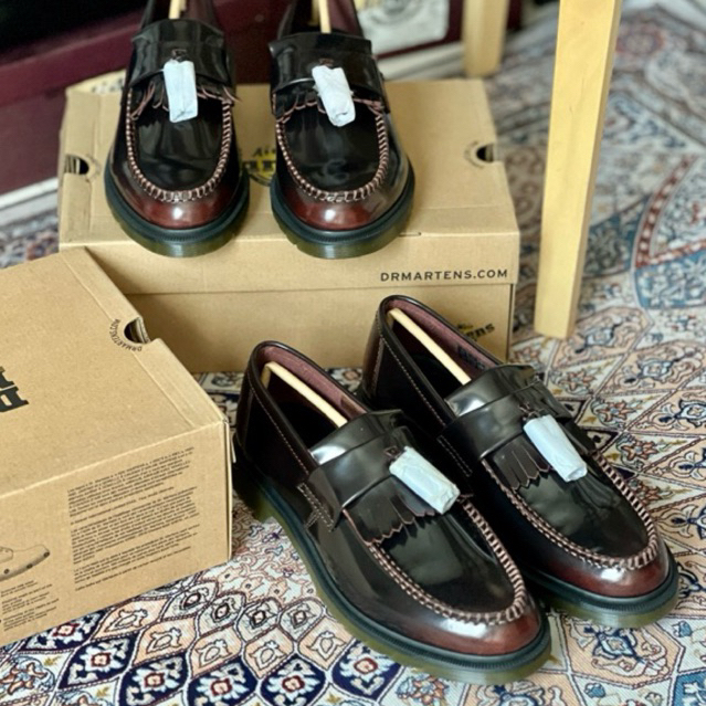 Sepatu Dr. Martens Adrian Tassel Cherry Red Arcadia