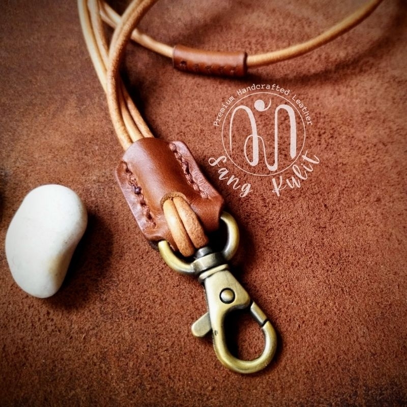 

Tali Lanyard Double | XS EXTRA SHORT | 1 Hook | ID Card Name Tag Kulit Sapi Asli Premium