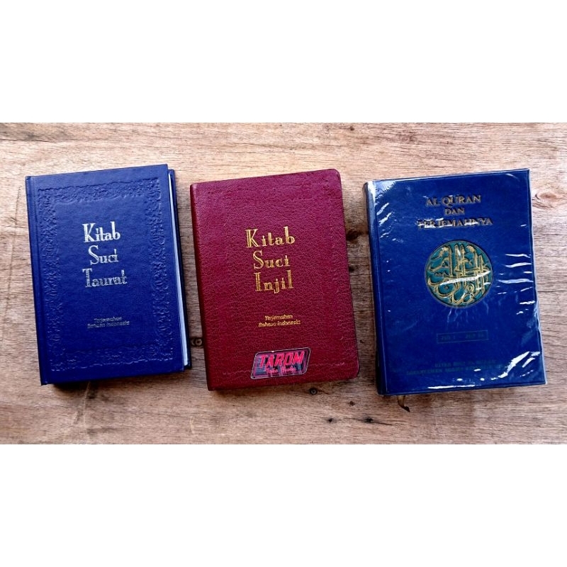 Kitab Suci INJIL (Perjanjian Baru), TAURAT (TORAH), & AL- QUR'AN (Sepaket)