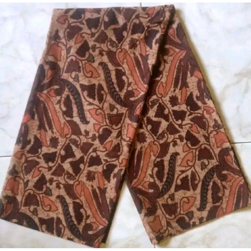 Kain Batik Pekalongan Motif Bunga Kanthil