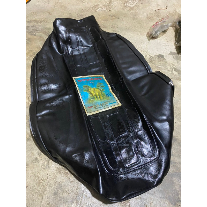 Kulit Jok Sarung Jok SUZUKI GP 100 - GP 125 - GP100 - GP125