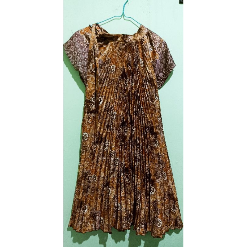 PRELOVED DRESS WANITA BAHAN SUTERA HALUS/BAJU BATIK WANITA/BATIK PLISKET SUTERA HALUS