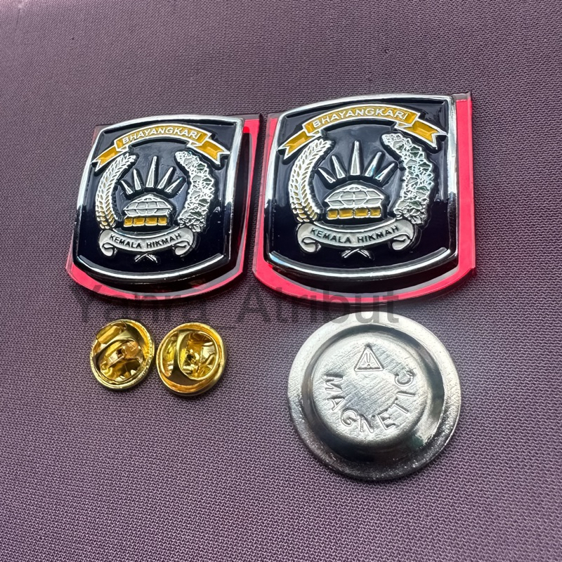 Pin Bhayangkari Terbaru Magnet Tebal Akrilik Polisi Polri