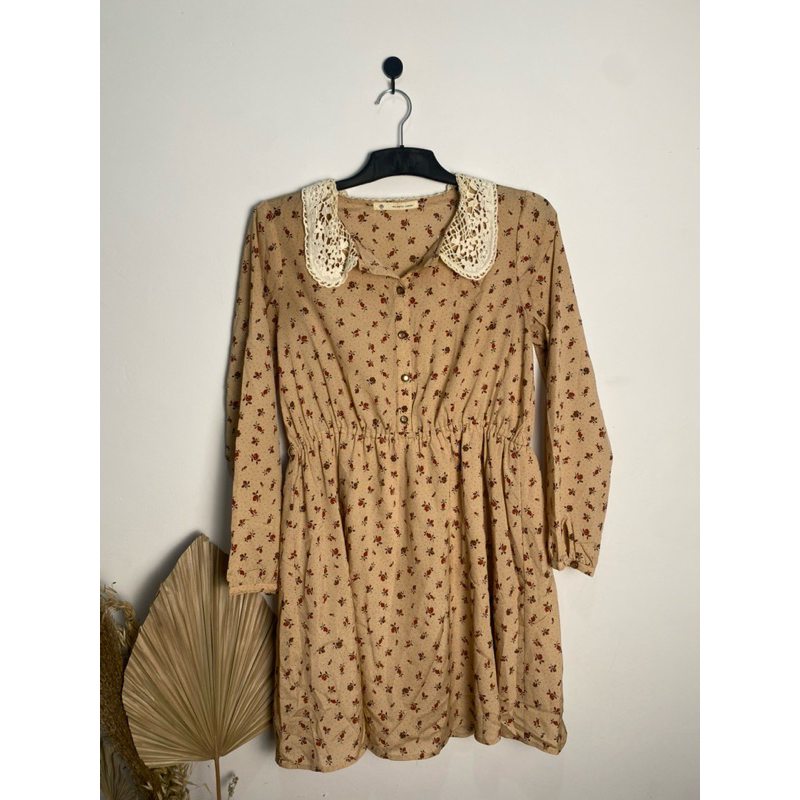 dress vintage bunga coklat susu