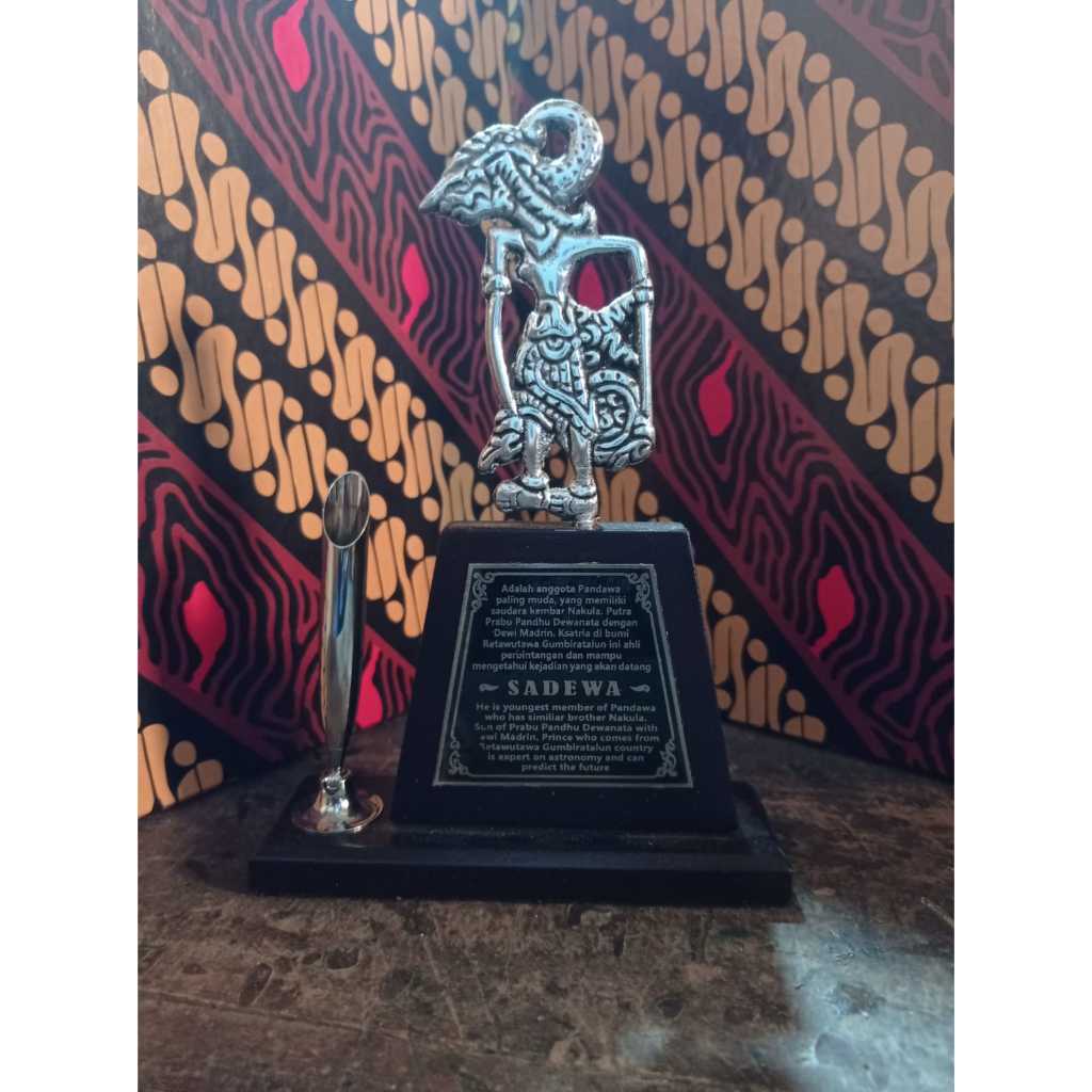 

Tempat Pena Dengan Desain Yang Estetik dan Elegan