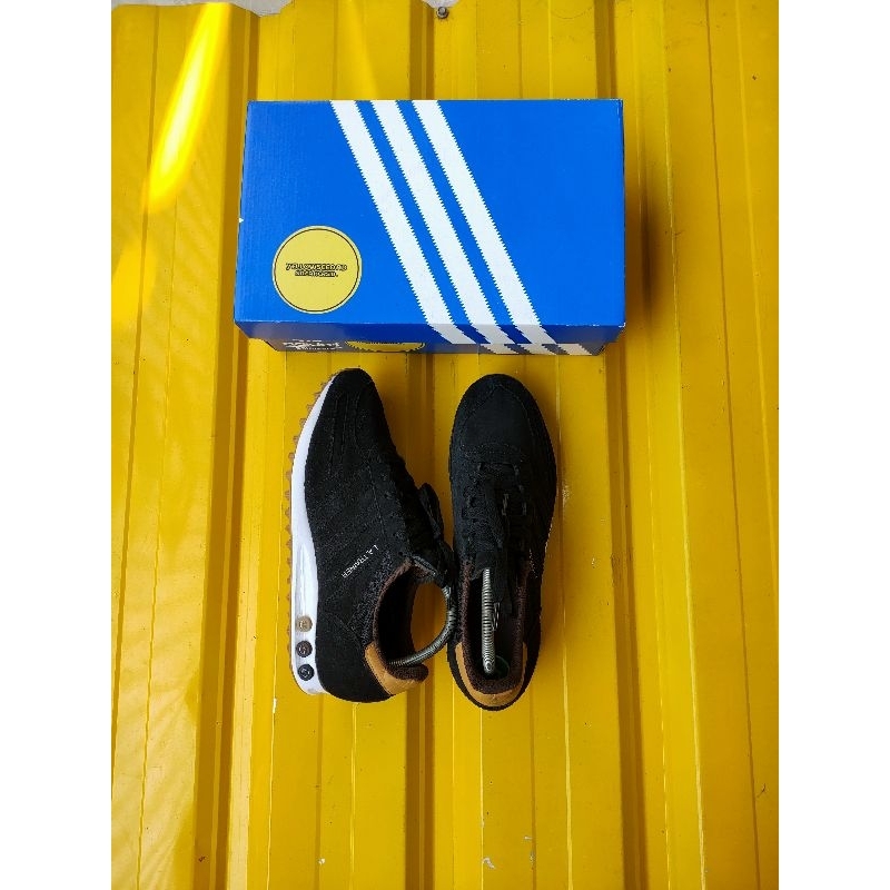 ADIDAS LA TRAINER BLACK BROWN