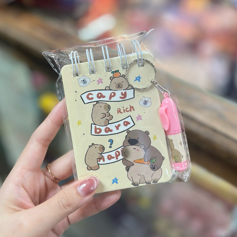 

CAPYBARA MINI NOTEBOOK + PEN / MINI NOTEBOOK PEN ONE SET CAPYBARA CUTE / BUKU CAPYBARA