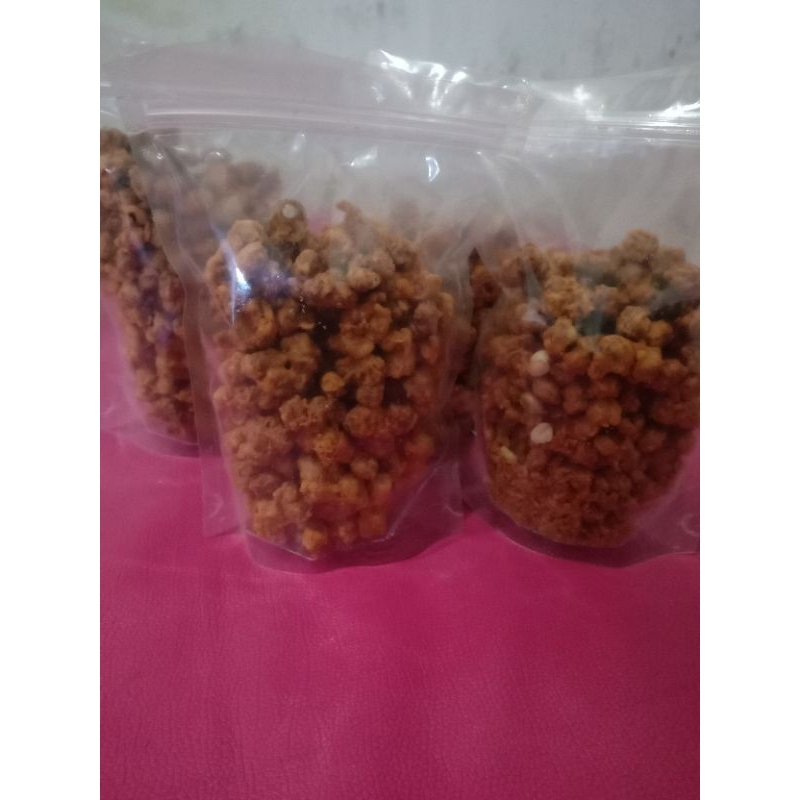 

Kacang Telur Toples 250gr