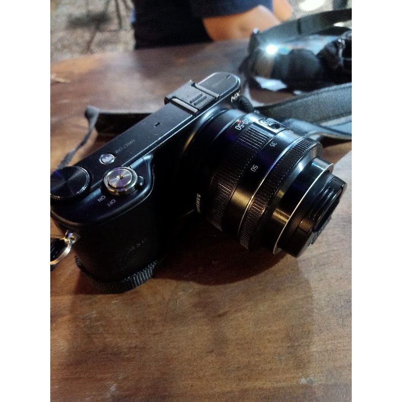 mirolles Samsung NX2000