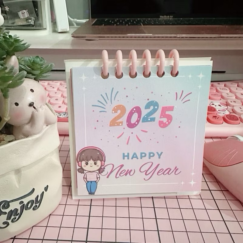 

Kalender 2025 Pink Lucu Unik Cantik Kado Gift Calendar Meja Hadiah Ulang Tahun Hampers Tanggalan