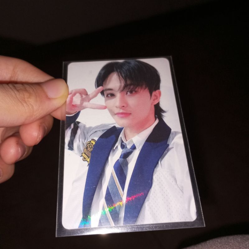 PHOTOCARD OFFICIAL MARK LEE