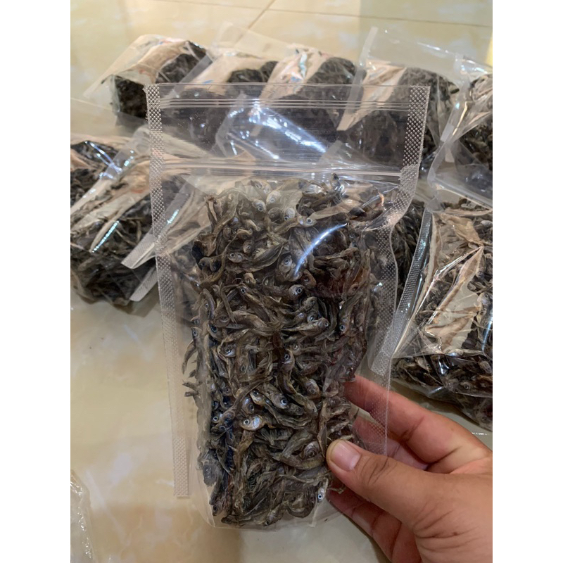 

Ikan Asin Saluang