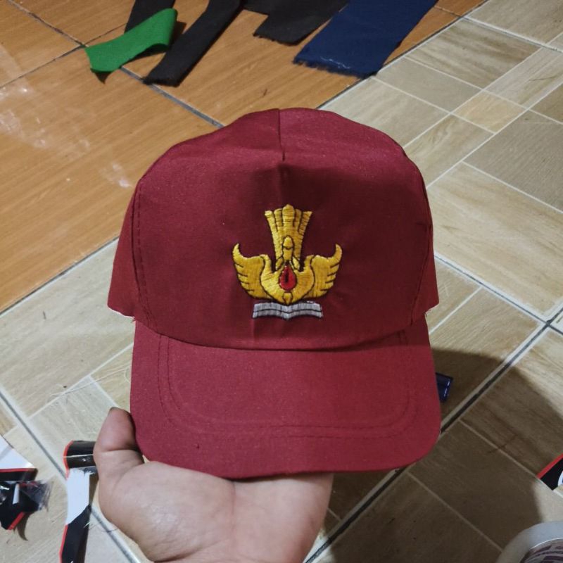 topi SD polos perekat
