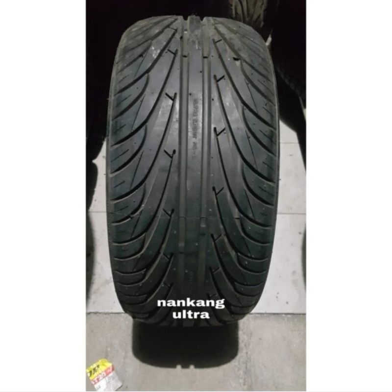 SALEBan nankang 225 35 R18 tahun 2001 sisa 1pcs