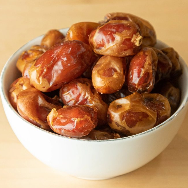

Kurma KHALAS Premium 1KG Khalas Asli Arab Saudi Oleh Oleh Haji dan Umroh