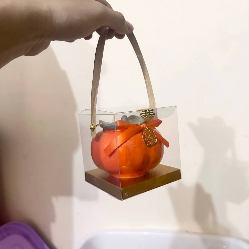 

Wedding Teapai Sangjit Gift / Tea Pai Gift / Persimmon Jar / Jar Kesemek