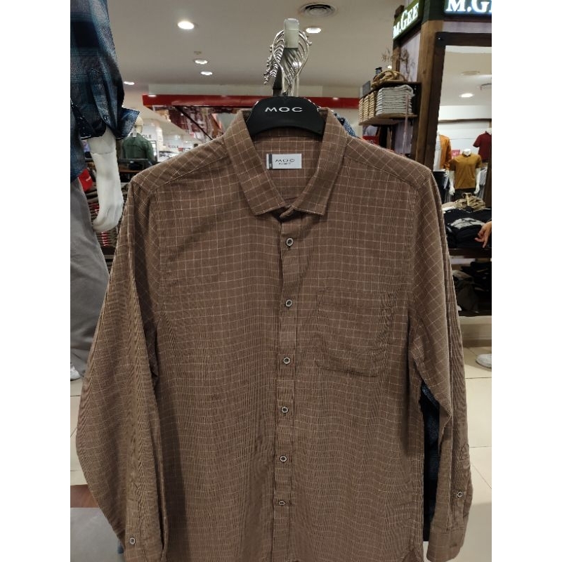 Kemeja kotak curduroy moc