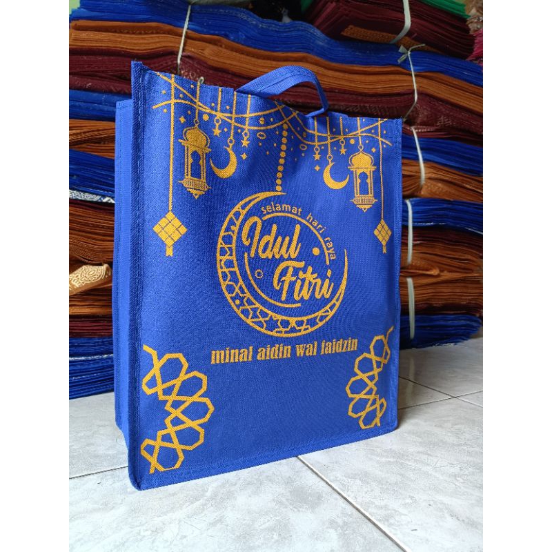 

Tas Lebaran | Tas Hari Raya | Tas Parsel | Tas spunbond edisi Idul Fitri type goodiebag uk. P30xL8xT40 & P38xL8xT45 | P30xL15xT40 untuk weweh sembako zakat bingkisan