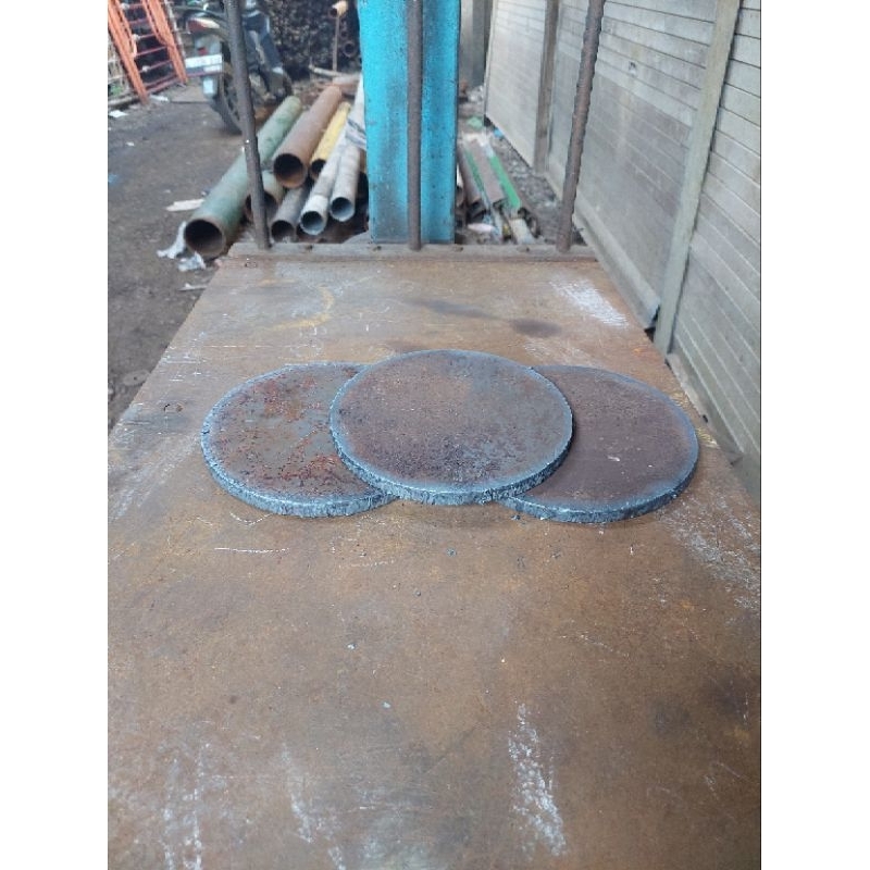 Plat Besi Bulat Diameter 100mm Tebal 10mm