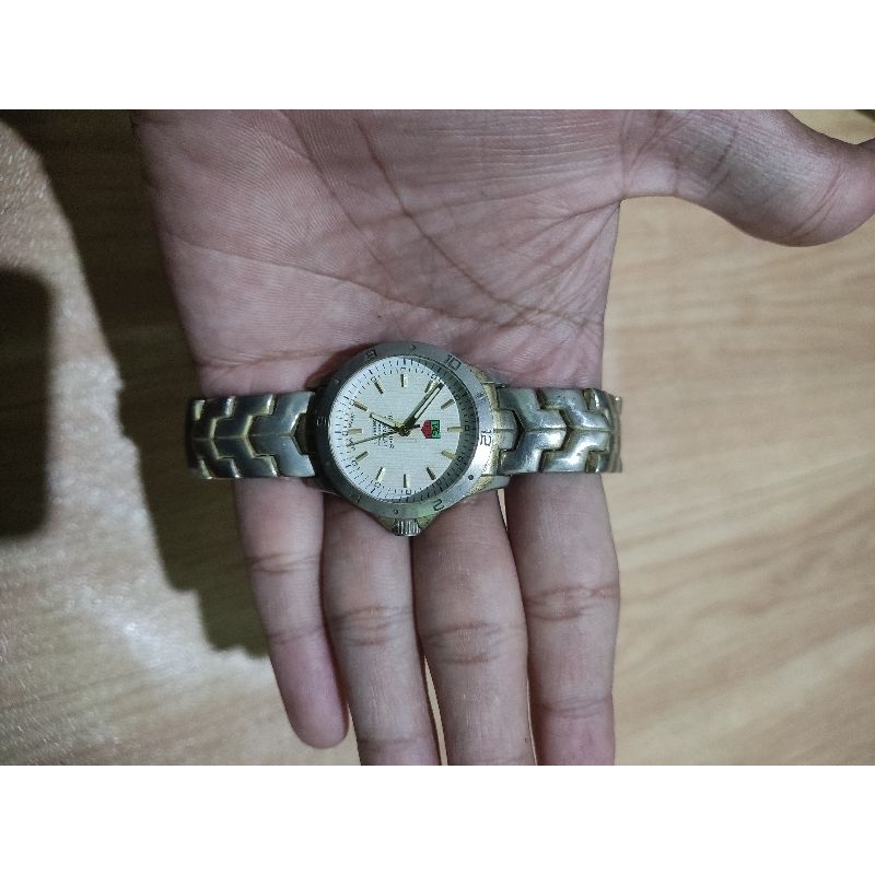 jam tangan antik tag Heuer