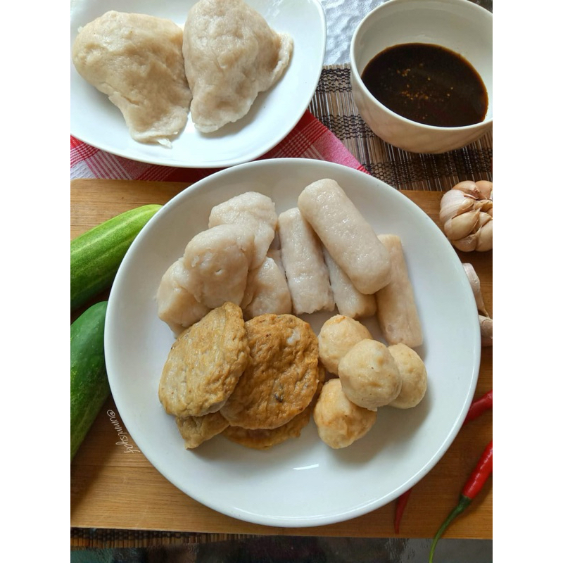 

PEMPEK PALEMBANG IKAN KAKAP SUPER