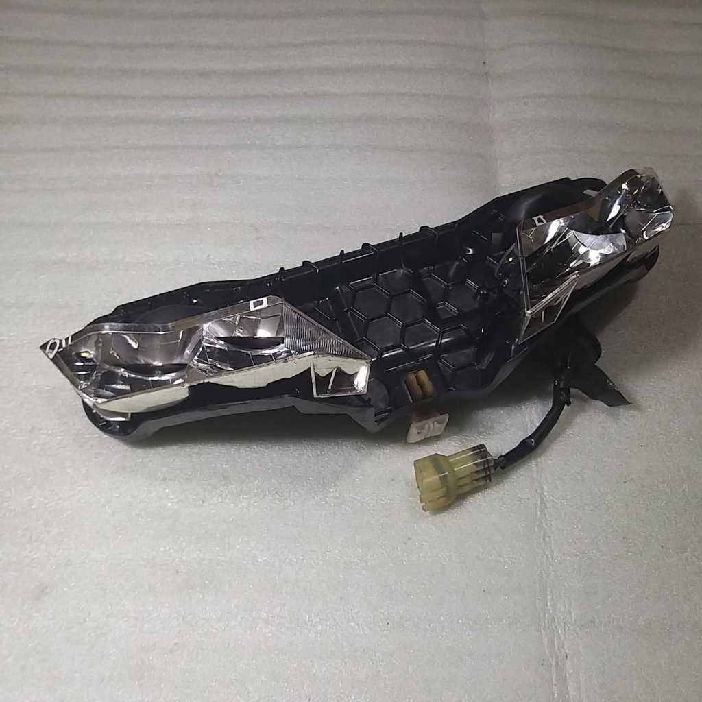 Mesin PCB LED Lampu Depan Headlamp Reflektor Dalam Yamaha R15 V3 Original