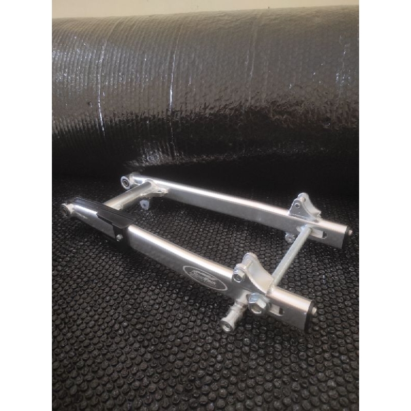 swing arm Yamaha RX king oval fullset supertrack