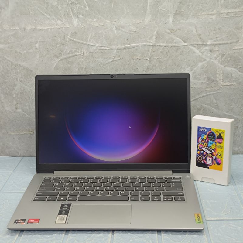 LAPTOP LENOVO IDEAPAD SLIM 1 AMD RYZEN 3 7320U RAM 8 GB SSD 512 GB