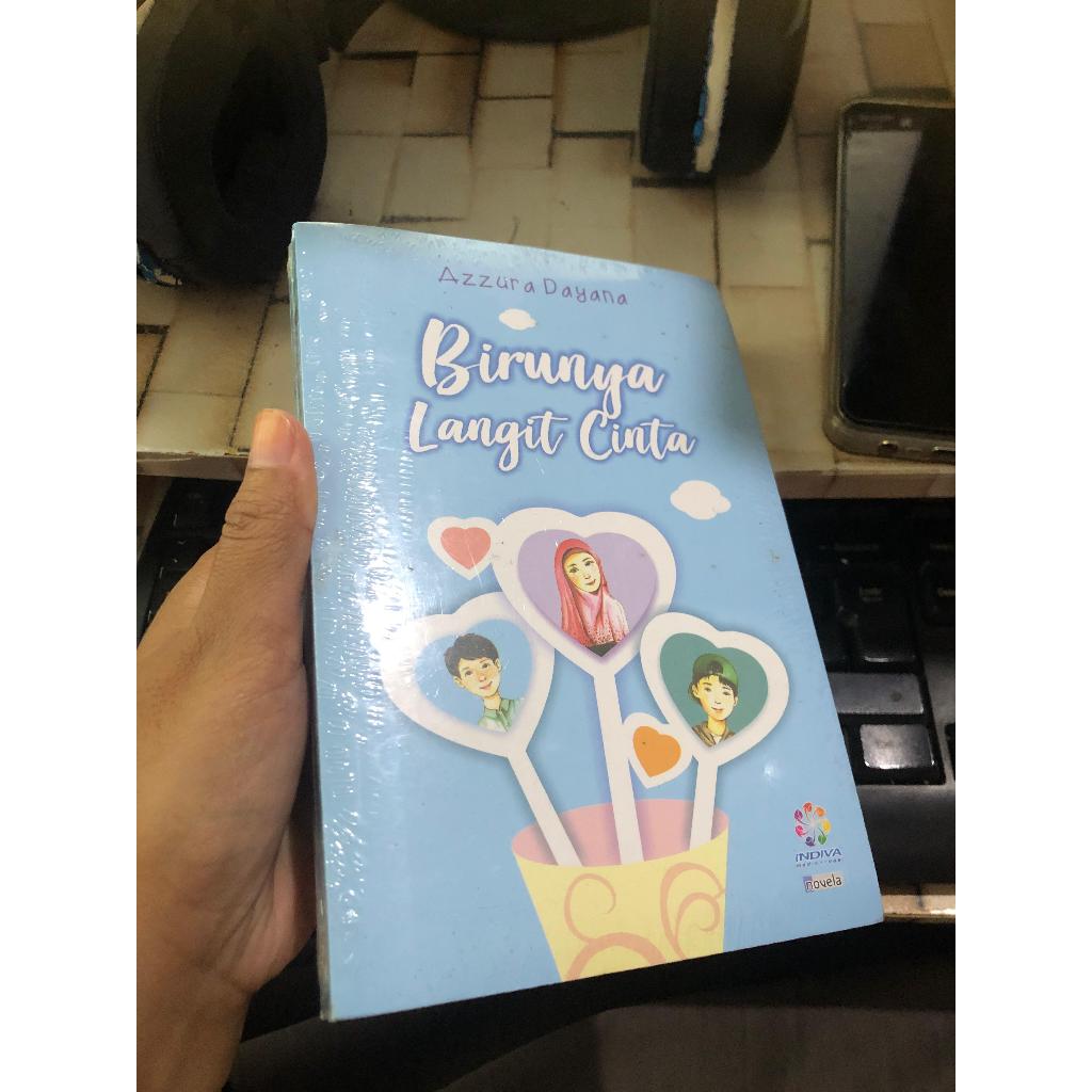 DEFECT MINOR NOVEL BIRUNYA LANGIT CINTA