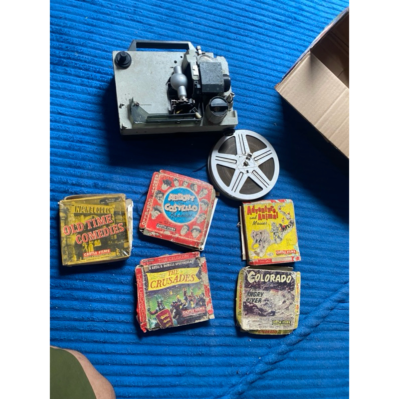 proyektor jadul + rol film kartun vintage (baca deskripsi)